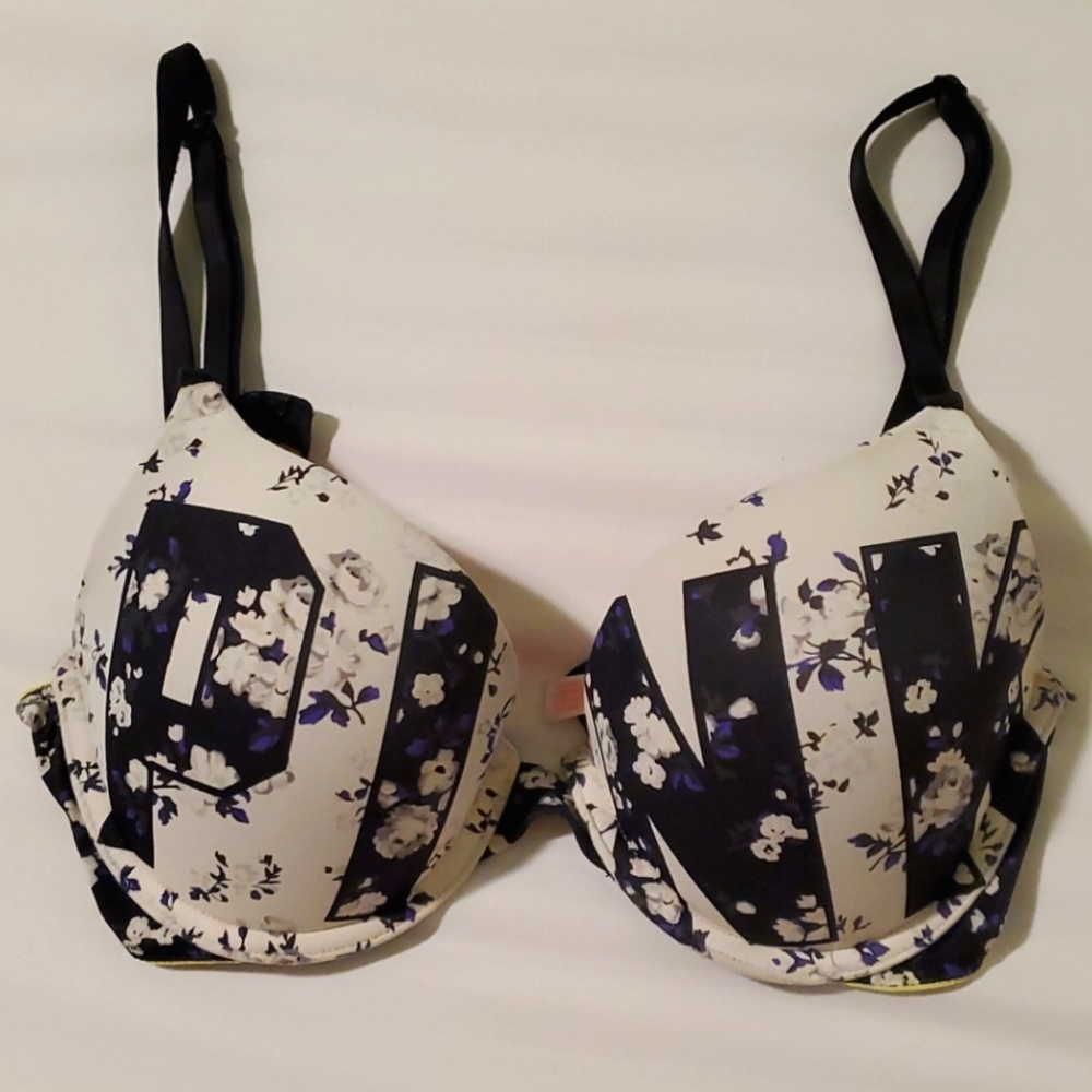 VS PINK purple flower bra